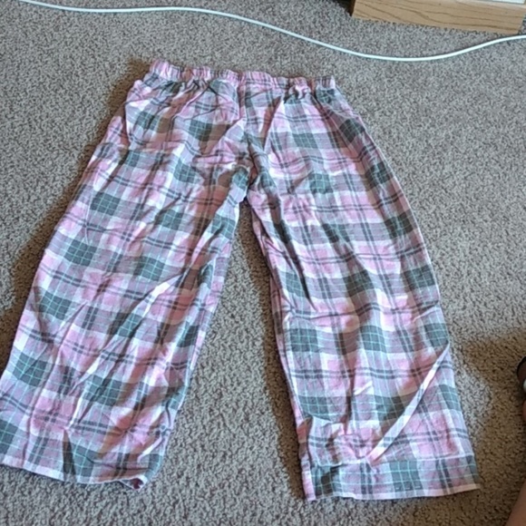 PJ'S. - Picture 2 of 2